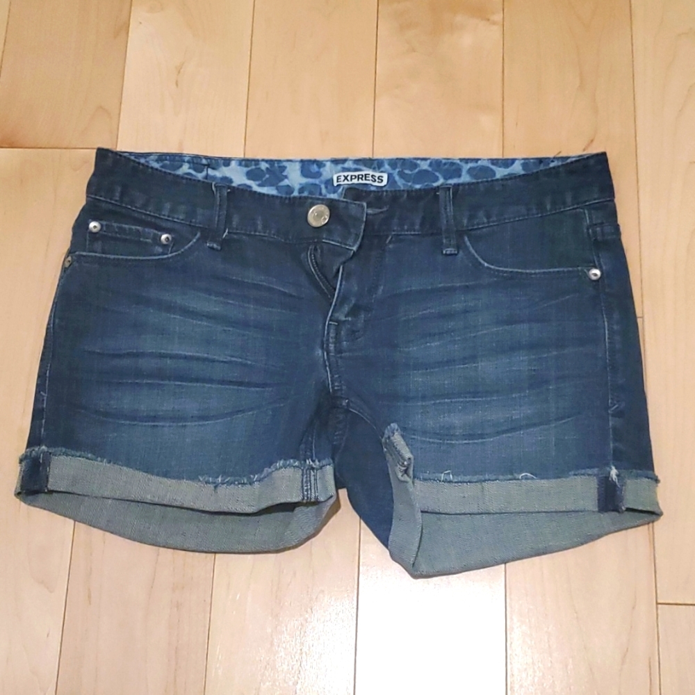 Express Women's Shorts
